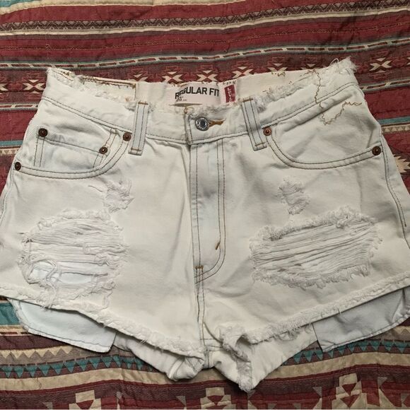 Vintage 505 Levi’s High Rise Shorts - Picture 2 of 7